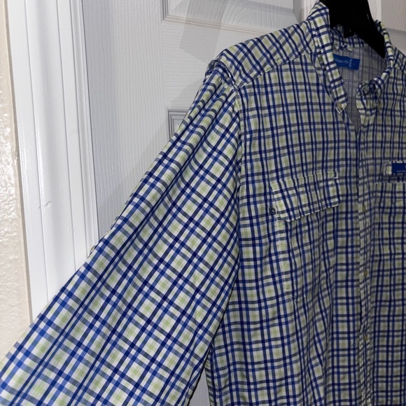 Southern Tide Men's Vented Intercoastal Performance Plaid Fishing Shirt​​ - Picture 4 of 7